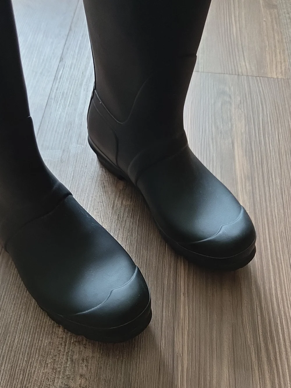 Hunter Women's Tall Black Rain Boots - Classic Waterproof Style